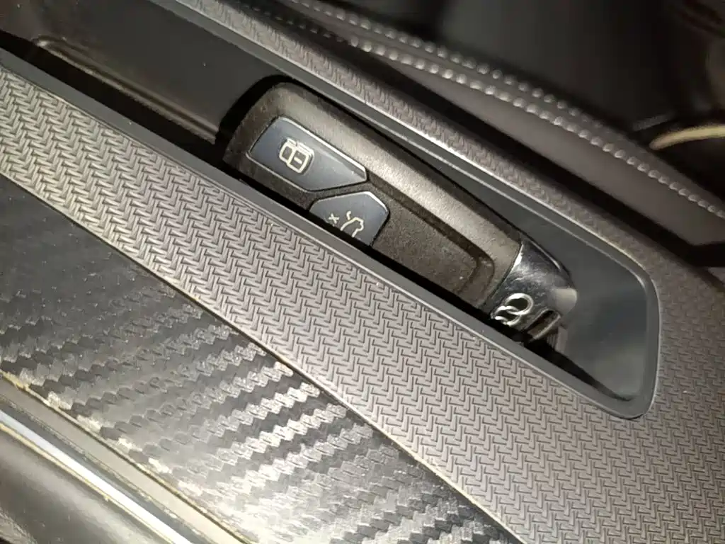 Audi Q5L 2023 — фото 15