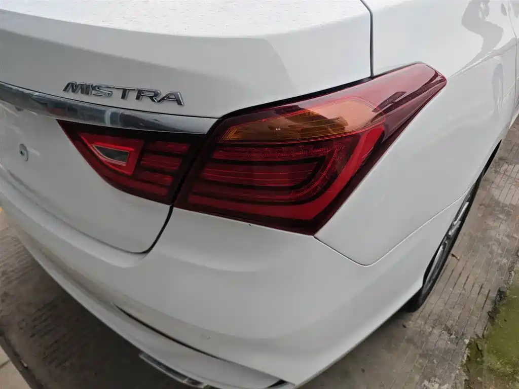 Hyundai Mistra 2017 — фото 8
