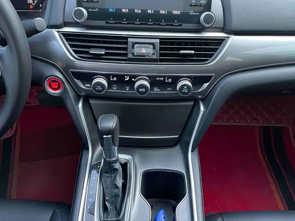 Honda Accord 2021 — фото 8