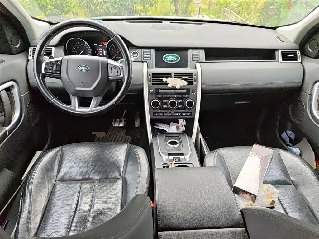 Land Rover Discovery Sport 2015 — фото 13