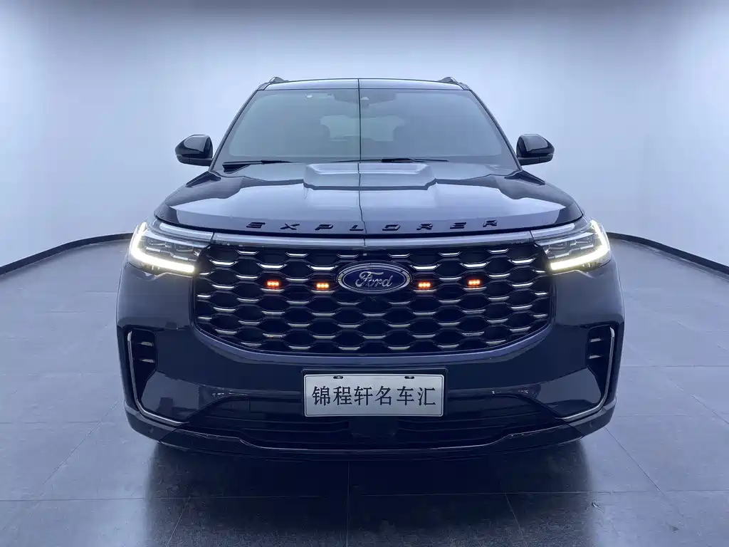 Ford Explorer 2023
