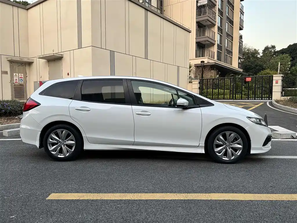 Honda Jade 2018 — фото 7