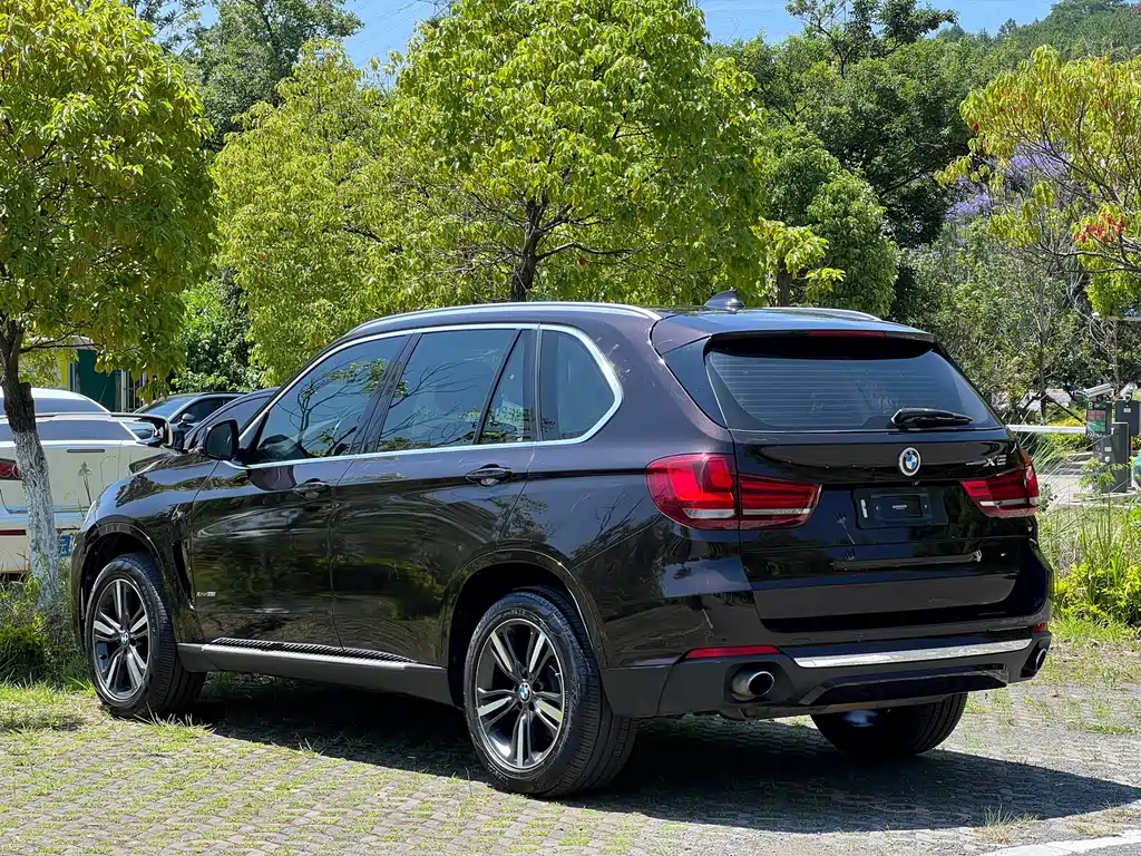 BMW X5 2017 — фото 17