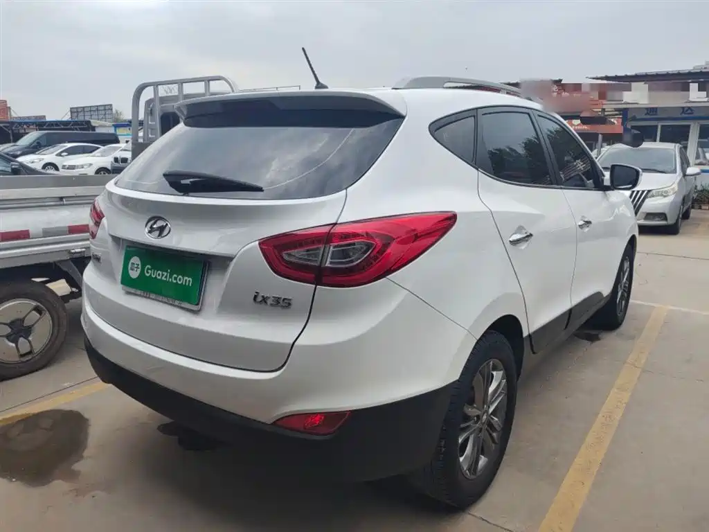 Hyundai ix35 2015 — фото 7