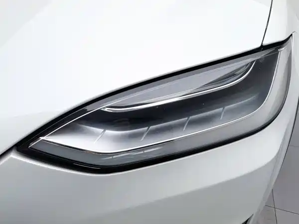 Tesla Model X 2016