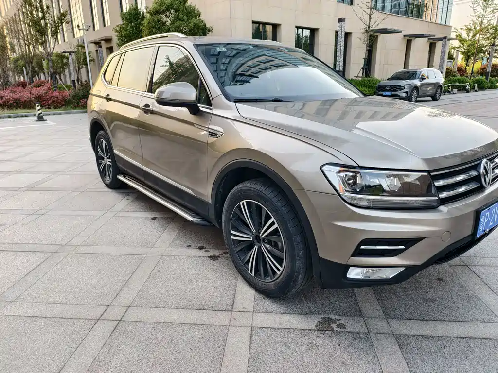 Volkswagen Tiguan L 2019 — фото 3