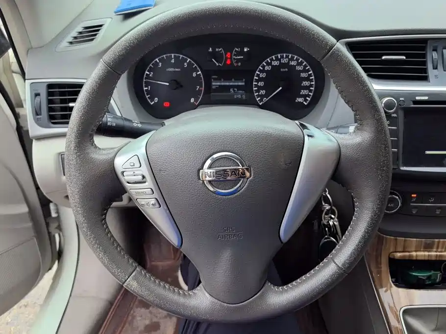 Nissan Sylphy 2015 — фото 15