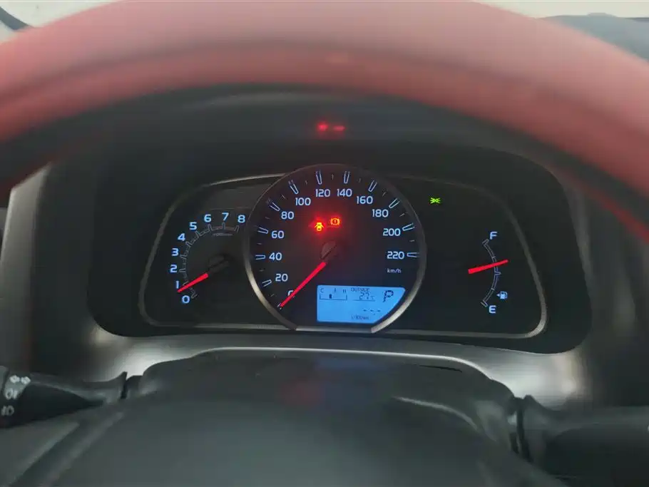 Toyota RAV4 2019 — фото 14