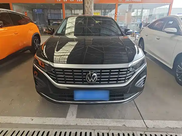 Volkswagen Passat 2025