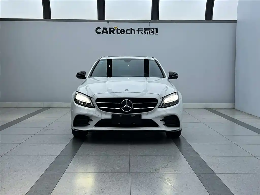 Mercedes-Benz C-Class 2019 — фото 2