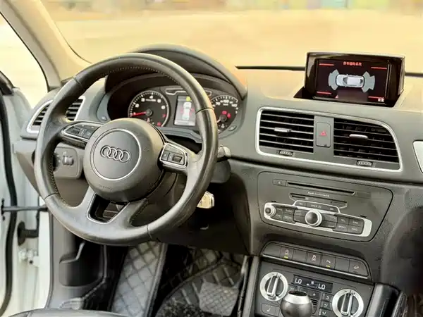 Audi Q3 2013