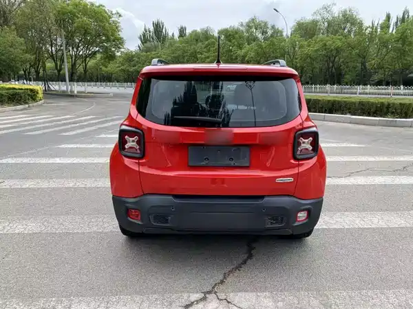 Jeep Freeman 2018
