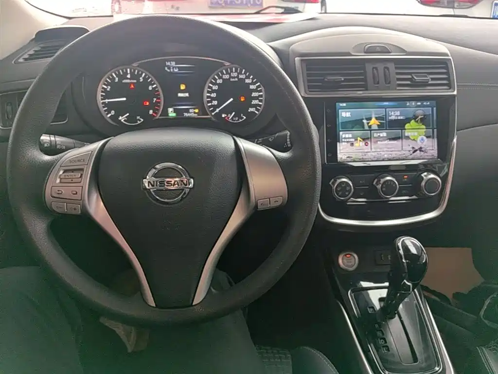 Nissan Tiida 2019 — фото 10