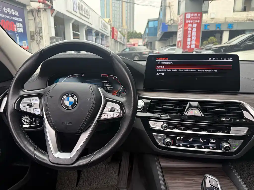 BMW 6 Series GT 2021 — фото 19