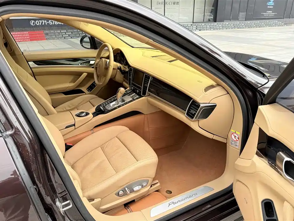Porsche Panamera 2014 — фото 18