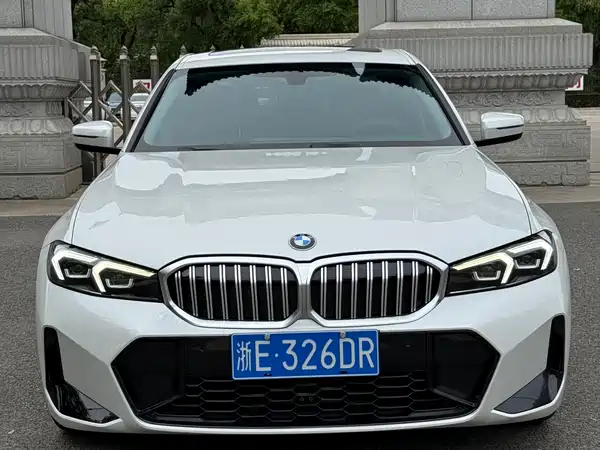 BMW 3 Series 2023