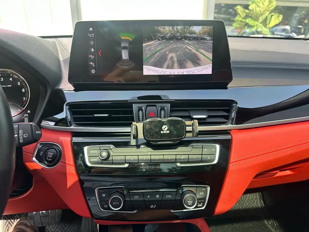 BMW X2 2023 — фото 10