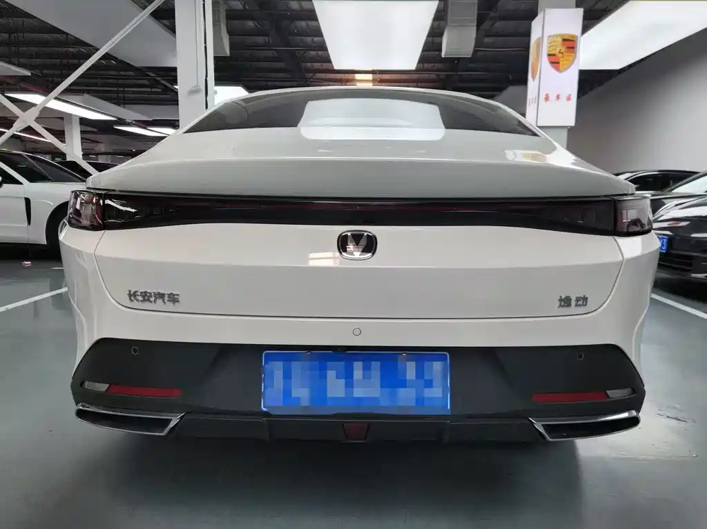 Changan Eado 2025 — фото 15