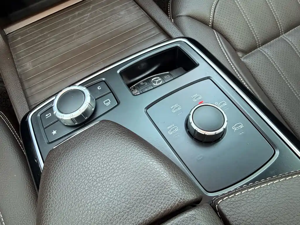 Mercedes-Benz GLE 2018 — фото 11