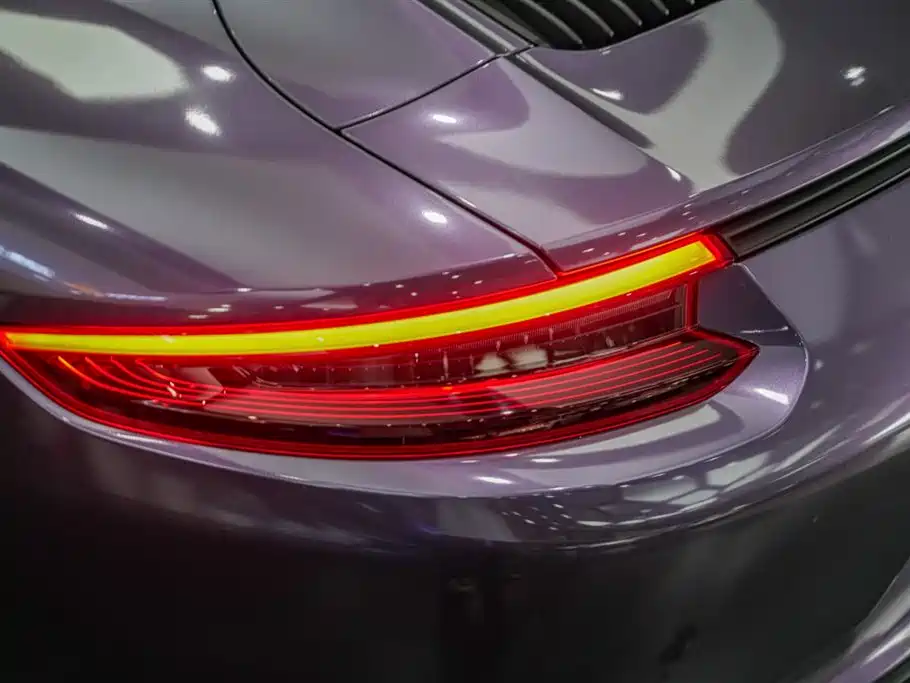 Porsche 911 2019 — фото 17