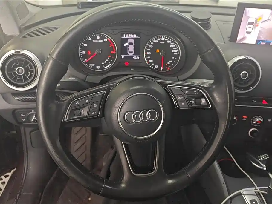 Audi A3 2018 — фото 15
