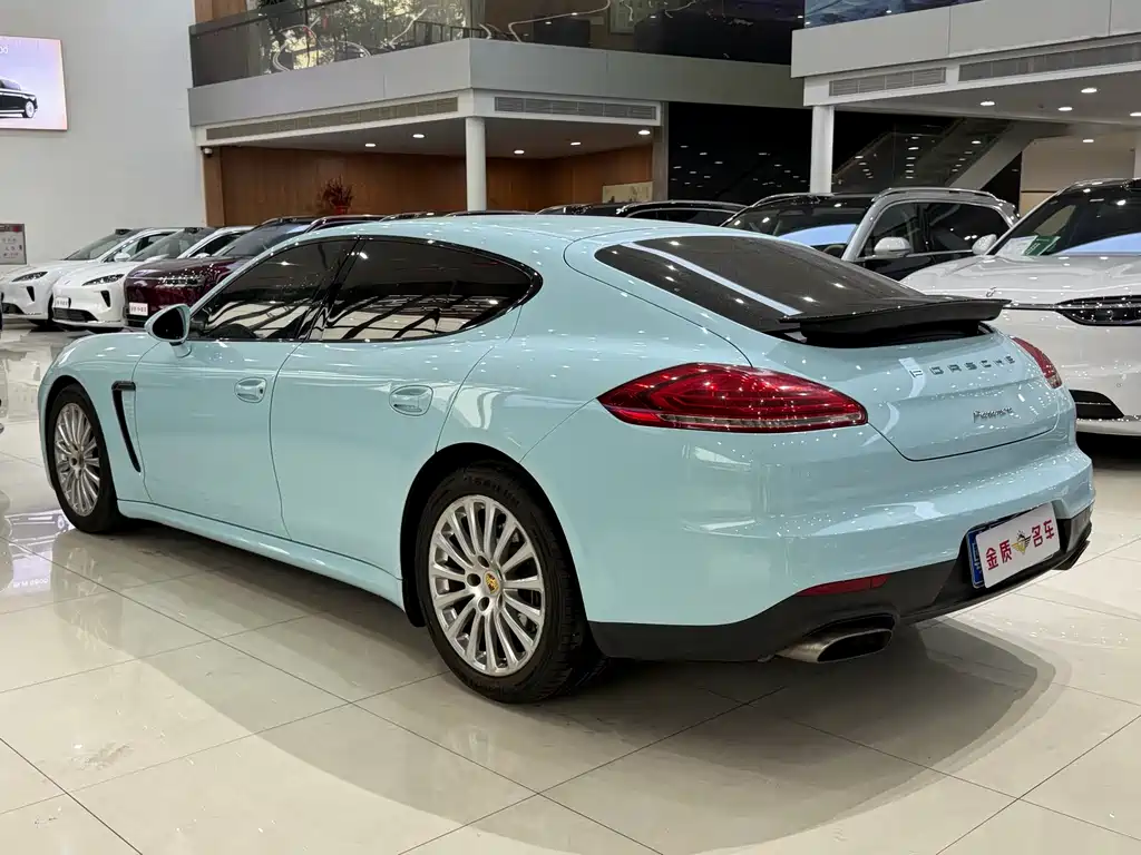 Porsche Panamera 2016 — фото 20