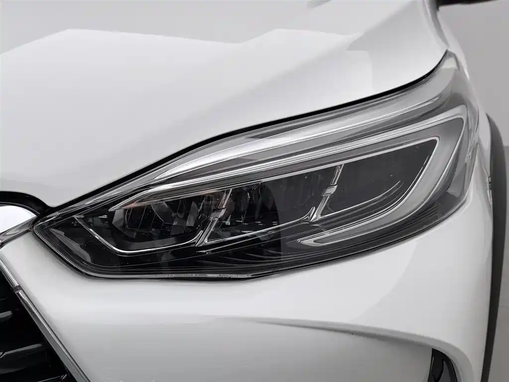Toyota Yaris L 2020