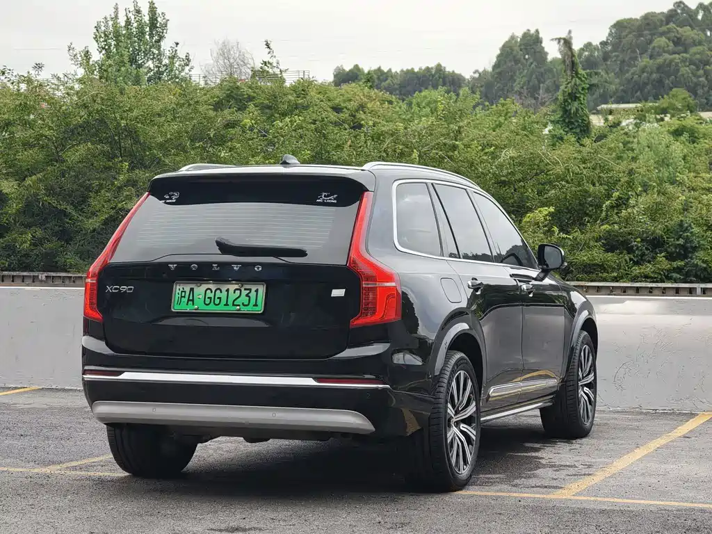 Volvo XC90 Plug-In Hybrid 2022 — фото 17