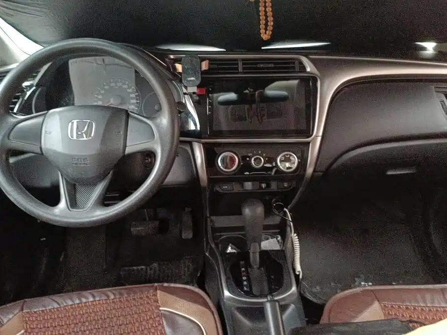 Honda City 2016 — фото 12