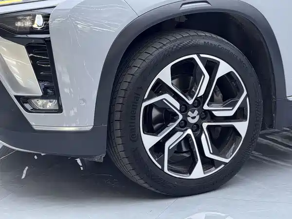 NIO ES8 2020