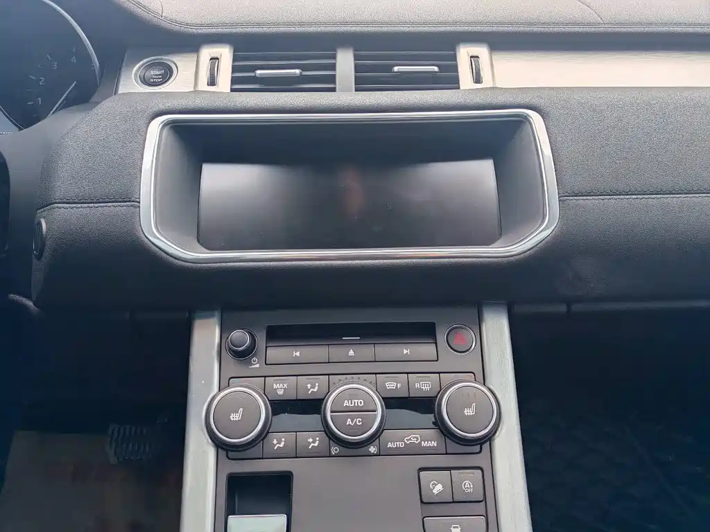 Land Rover Evoque 2018 — фото 12