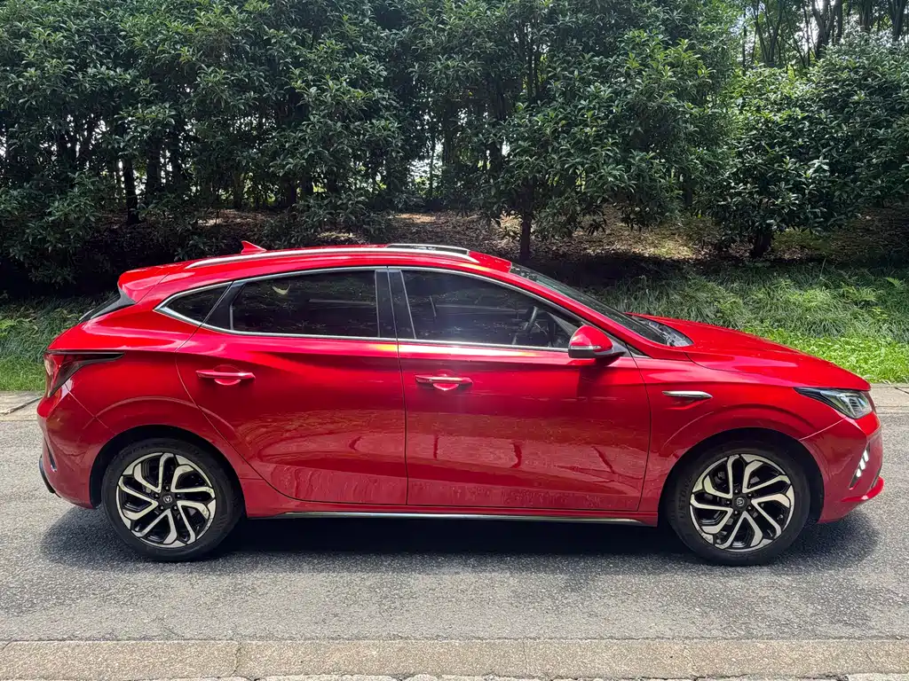Changan Eado XT 2019 — фото 10