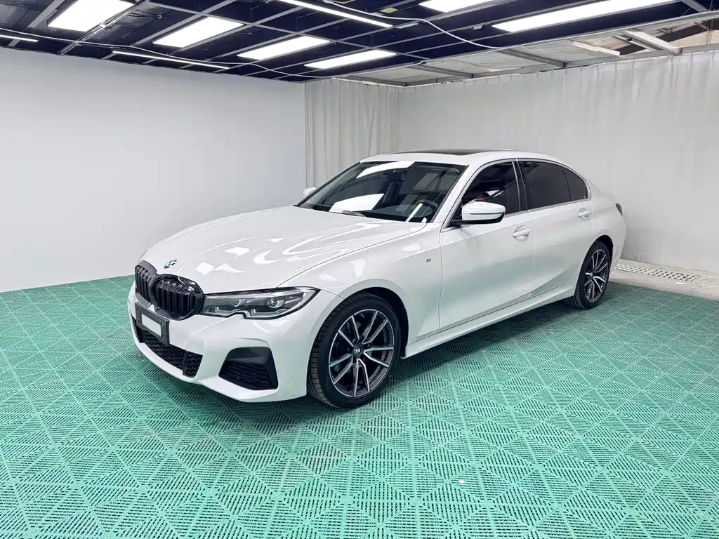 BMW 3 Series 2021 — фото 1