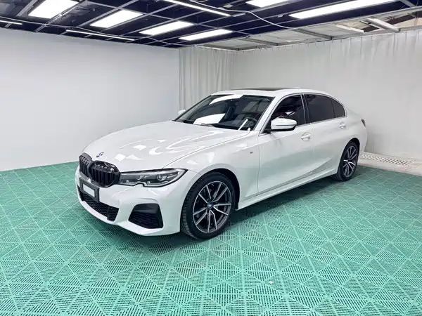 BMW 3 Series 2022