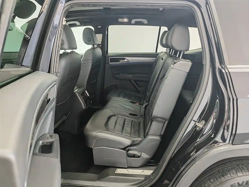 Volkswagen Teramont 2018 — фото 15