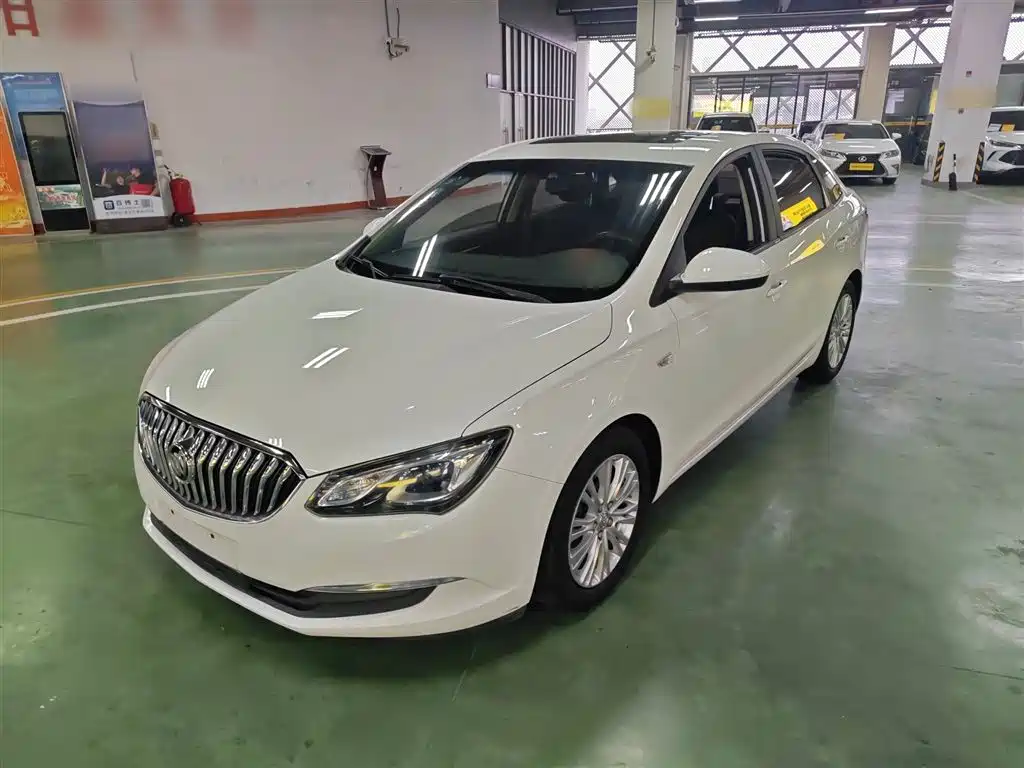Buick Excelle 2016 — фото 1