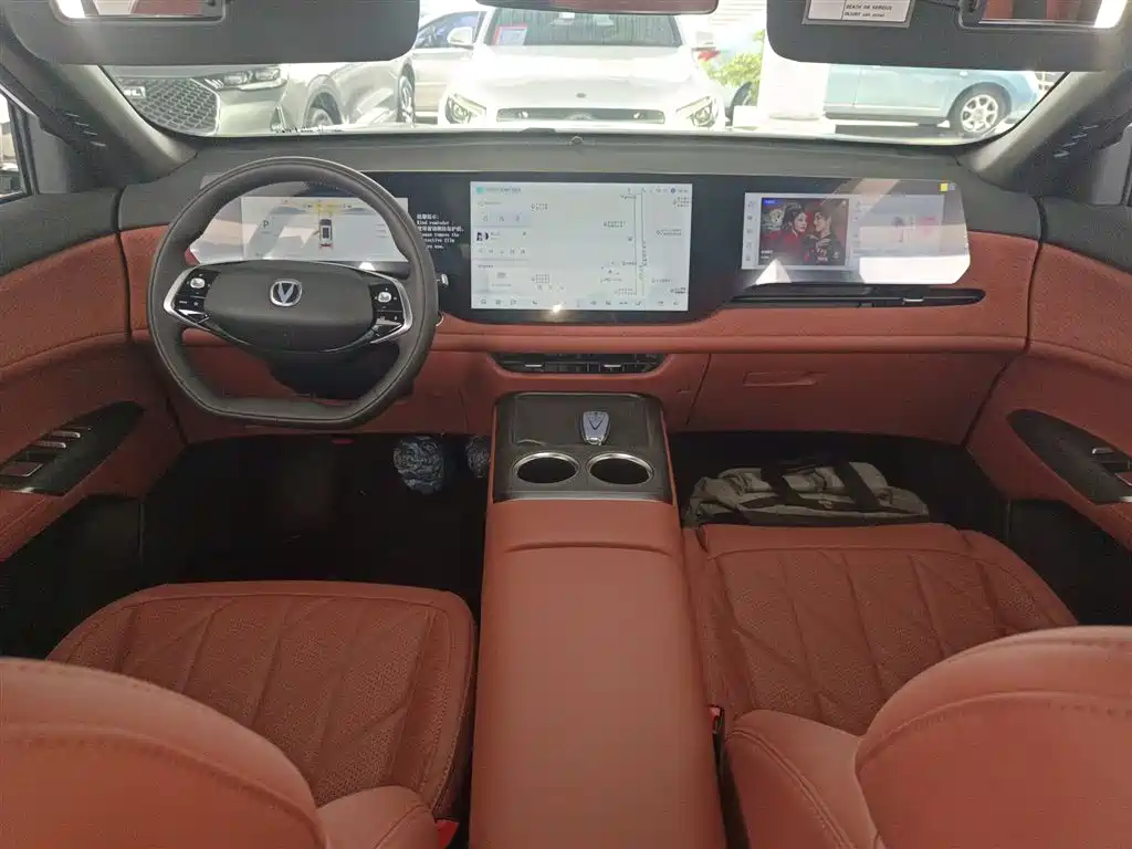 Changan CS75 PLUS 2025 — фото 10