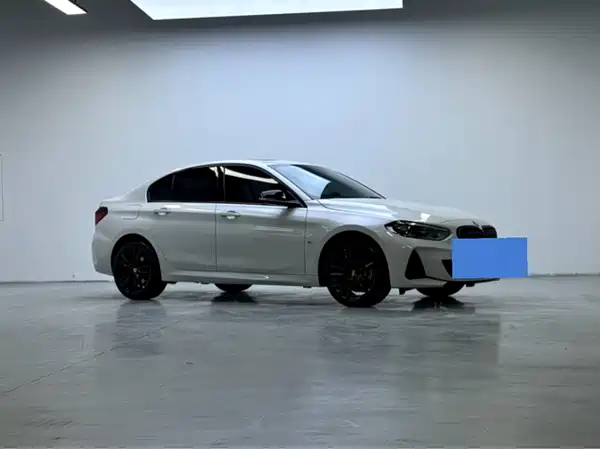 BMW 1 Series 2023