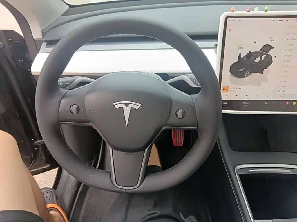Tesla Model Y 2023 — фото 11