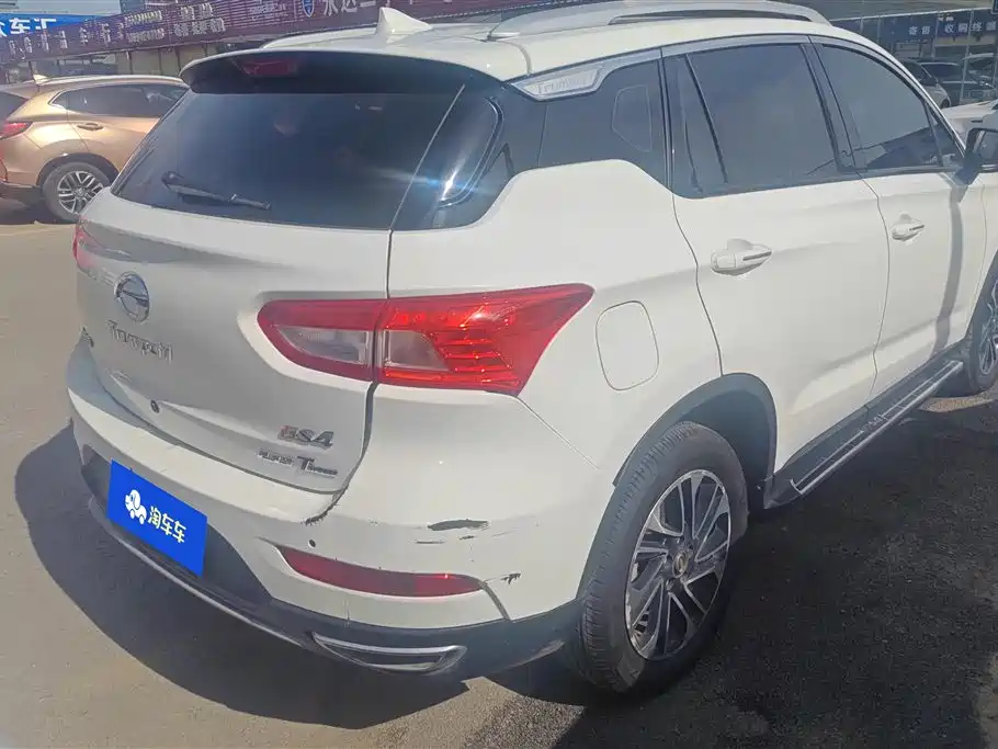 GAC Motor Trumpchi GS4 2017 — фото 3