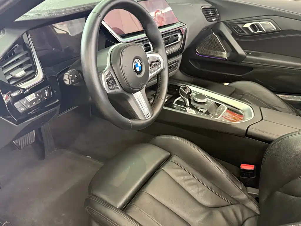 BMW Z4 2021 — фото 12