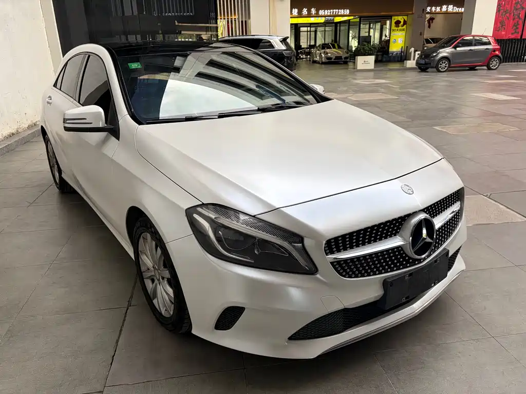Mercedes-Benz A-Class 2016 — фото 16