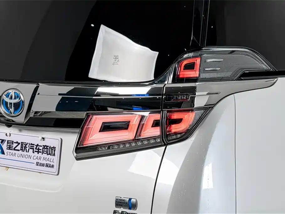 Toyota Vellfire 2019 — фото 8