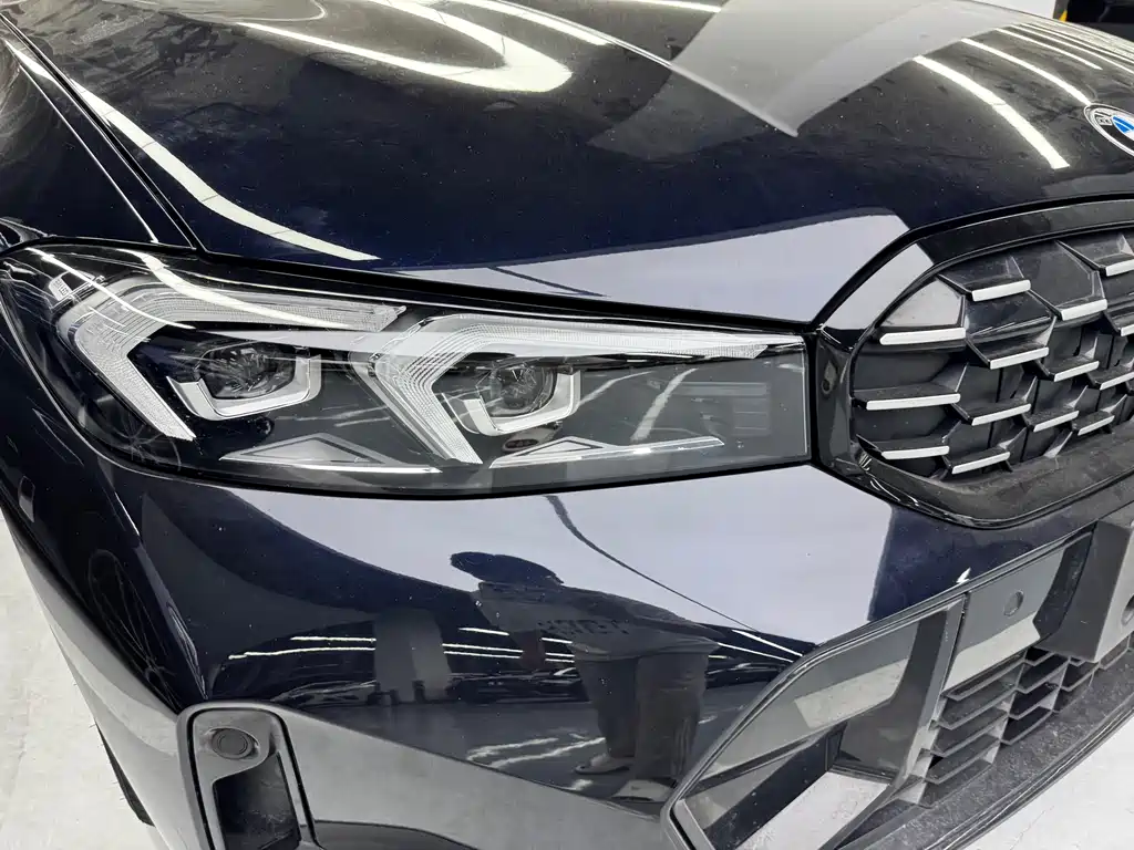 BMW 3 Series 2023 — фото 12