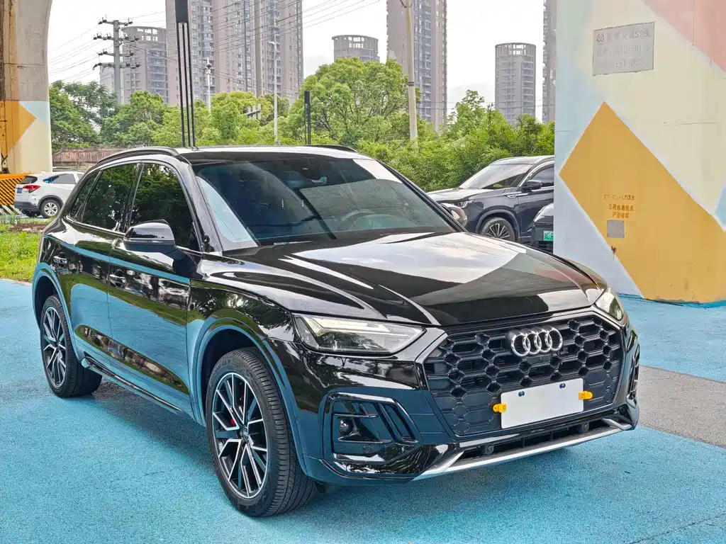 Audi Q5L 2023 — фото 3