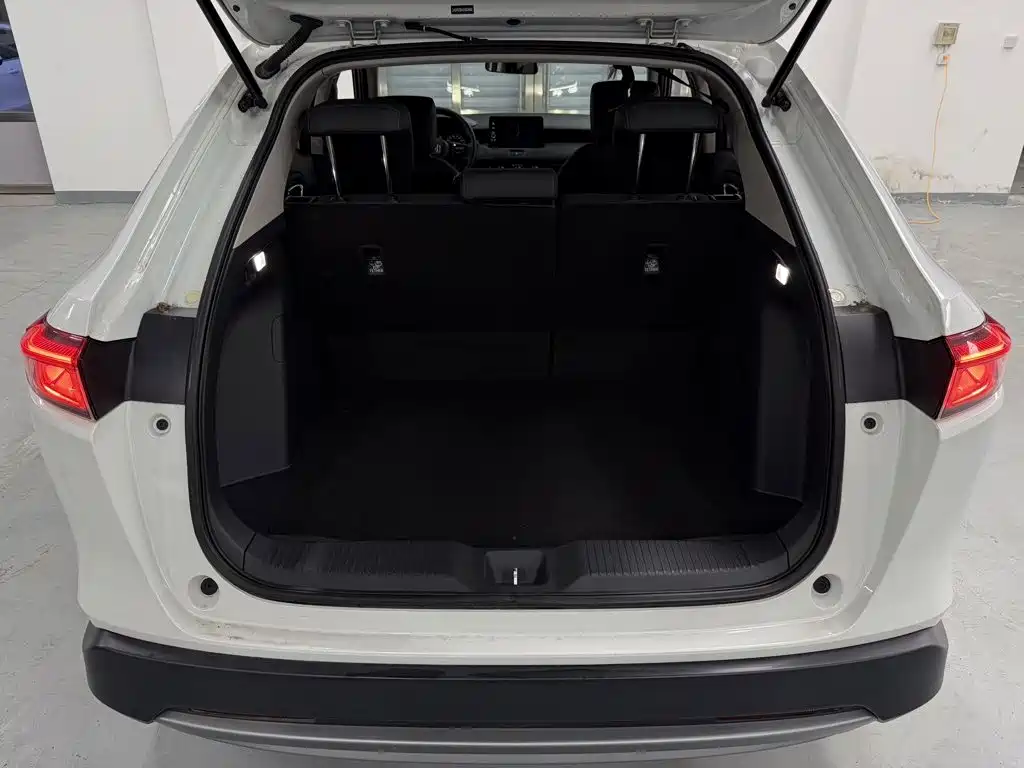 Honda Vezel 2023 — фото 13