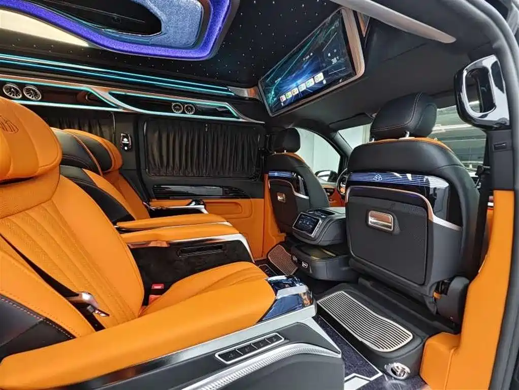 Mercedes-Benz Vito 2023 — фото 11