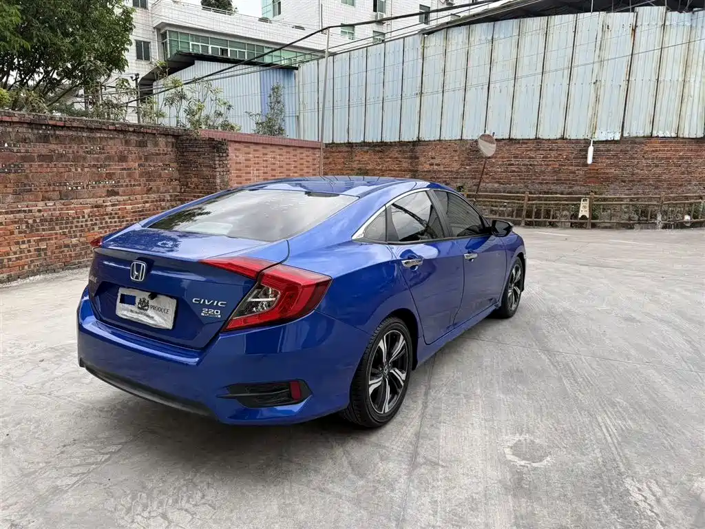 Honda Civic 2019 — фото 5