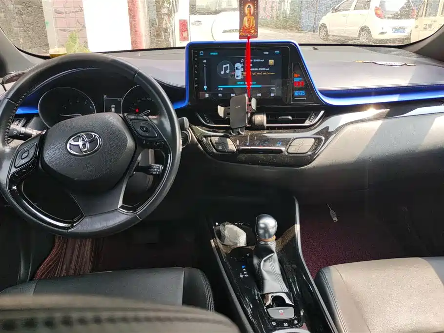 Toyota IZOA 2019 — фото 12