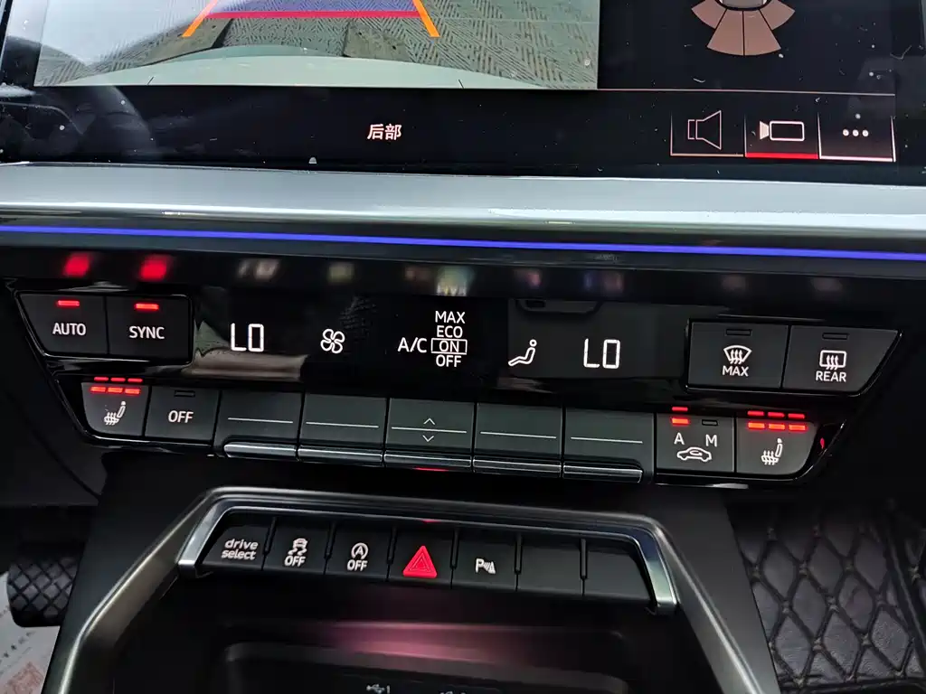 Audi A3 2022 — фото 16